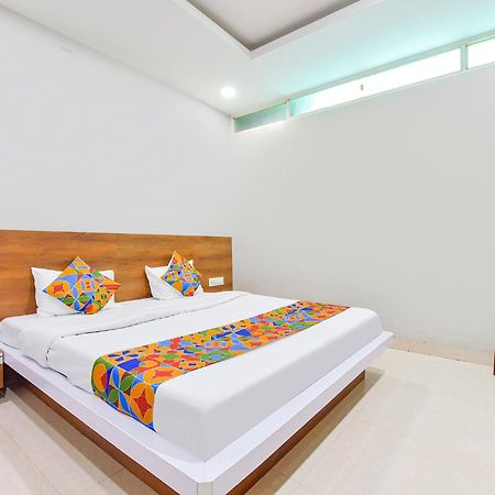 Fabhotel Raghumani Palace Ujjain Eksteriør billede