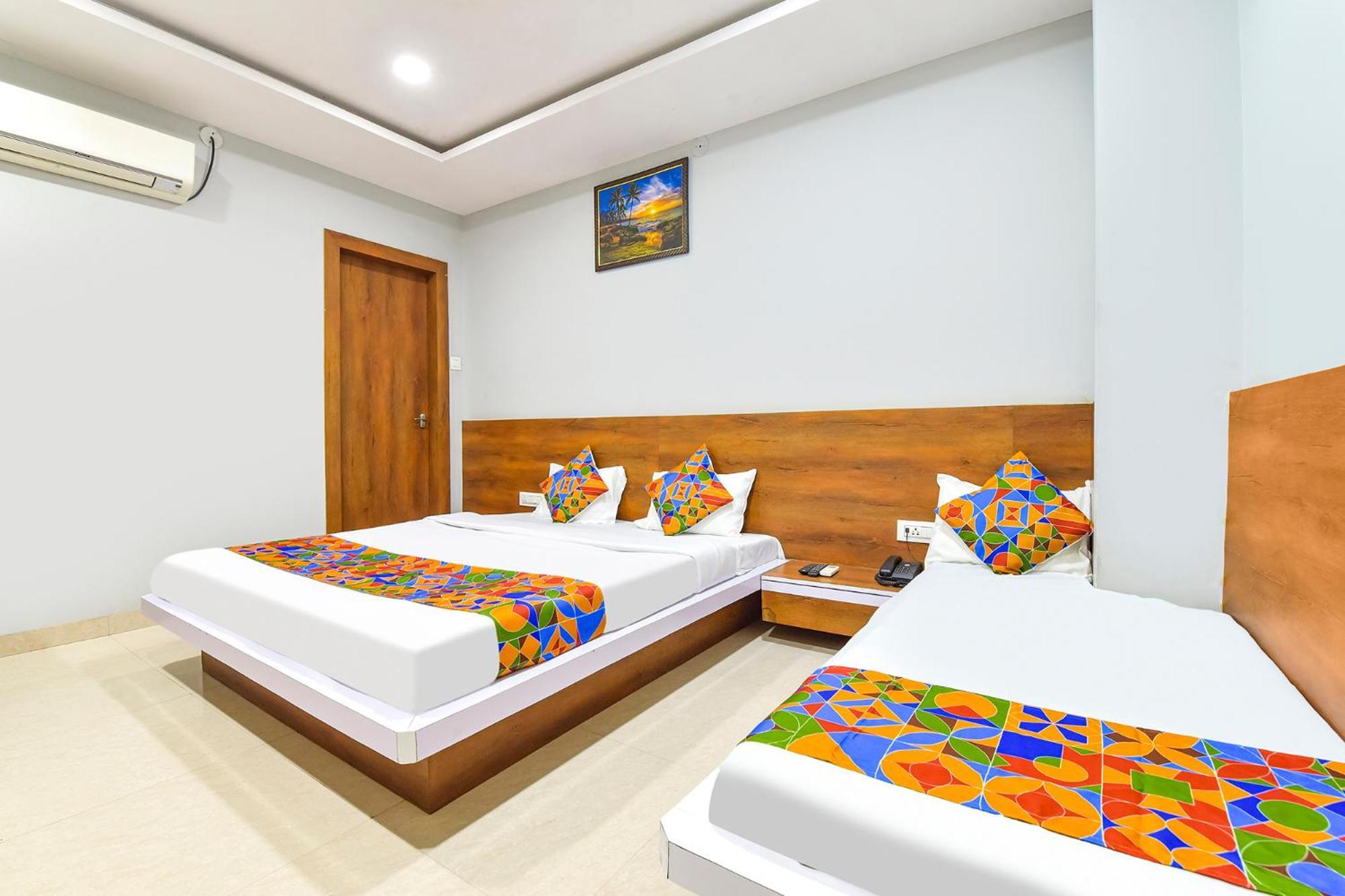 Fabhotel Raghumani Palace Ujjain Eksteriør billede