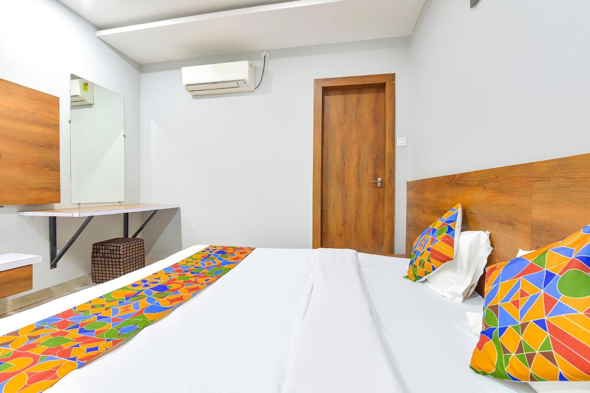 Fabhotel Raghumani Palace Ujjain Eksteriør billede