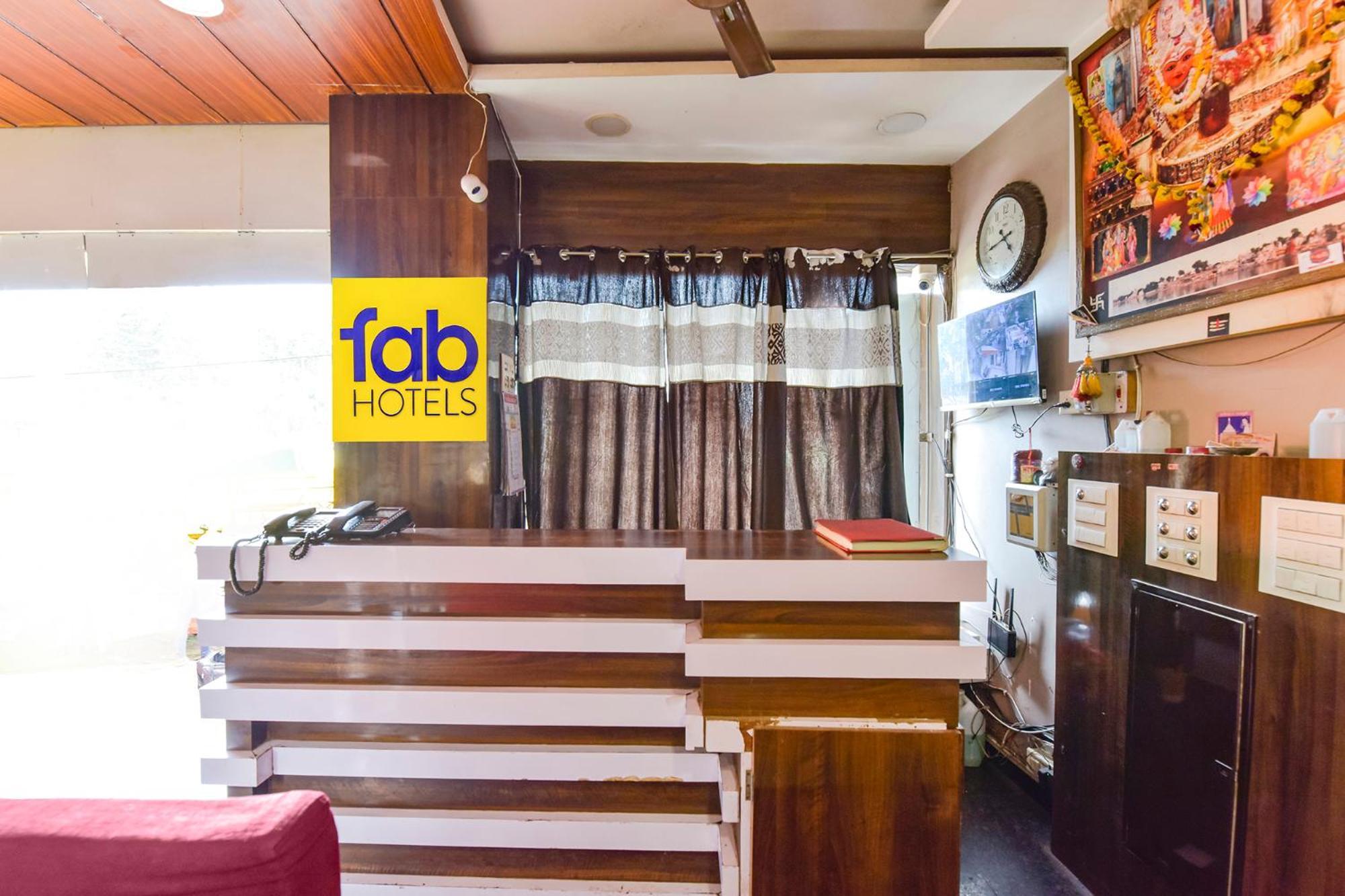 Fabhotel Raghumani Palace Ujjain Eksteriør billede